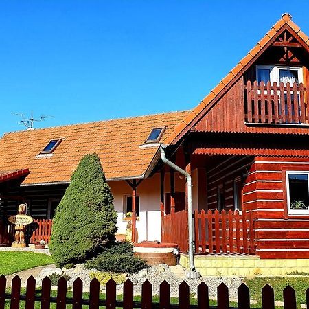 Roubenka Rozkos Villa Nové Město nad Metují Eksteriør billede