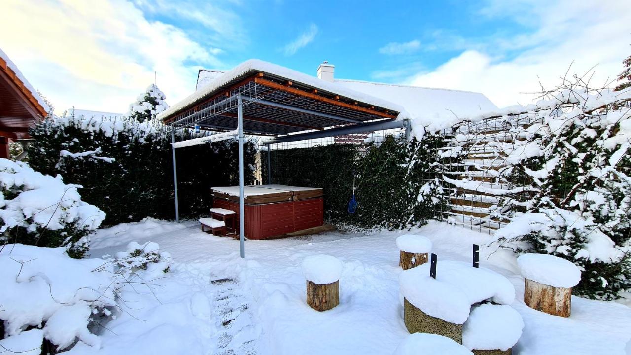 Roubenka Rozkos Villa Nové Město nad Metují Eksteriør billede